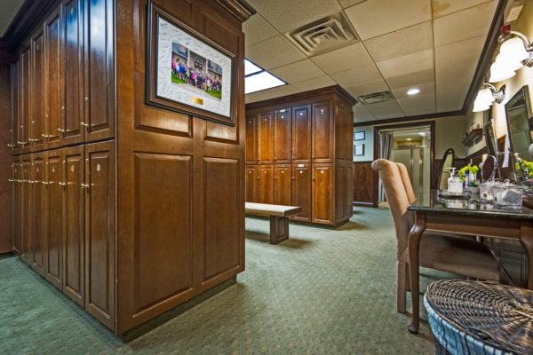 Locker Lounge Clubhouse Facilities - New Jersey National Golf Club